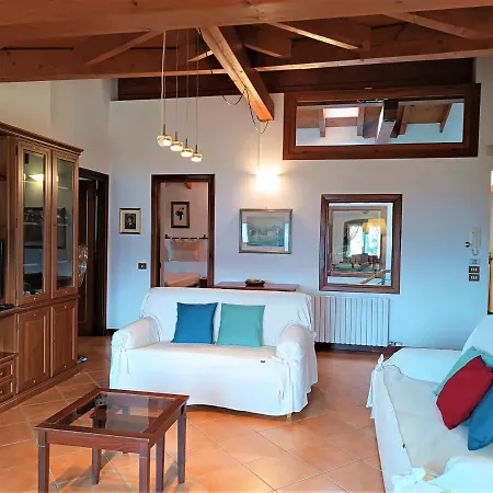 Isabel Apartment