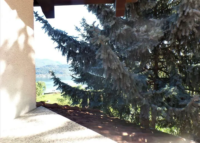 Isabel * بافينو