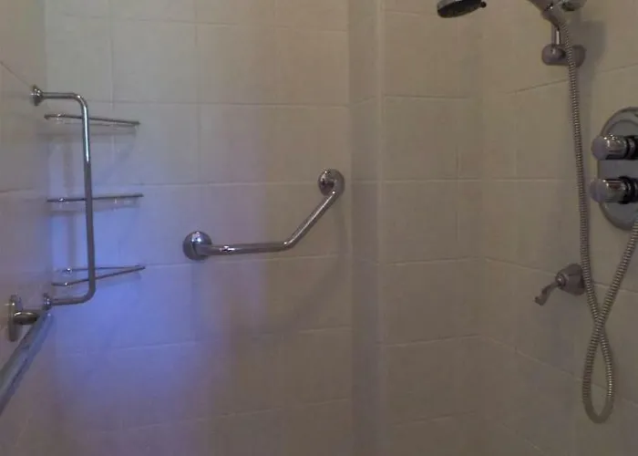 Isabel * بافينو